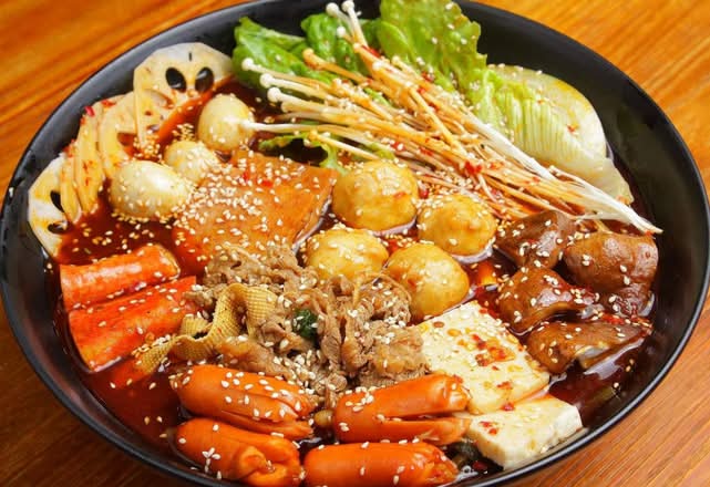 J1 冒什锦 Combination of meat and veges in spicy soup
